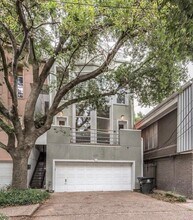 Building Photo - 204 Marshall St