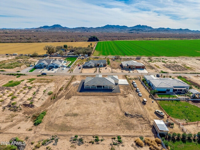 Building Photo - 22926 W La Mirada Dr