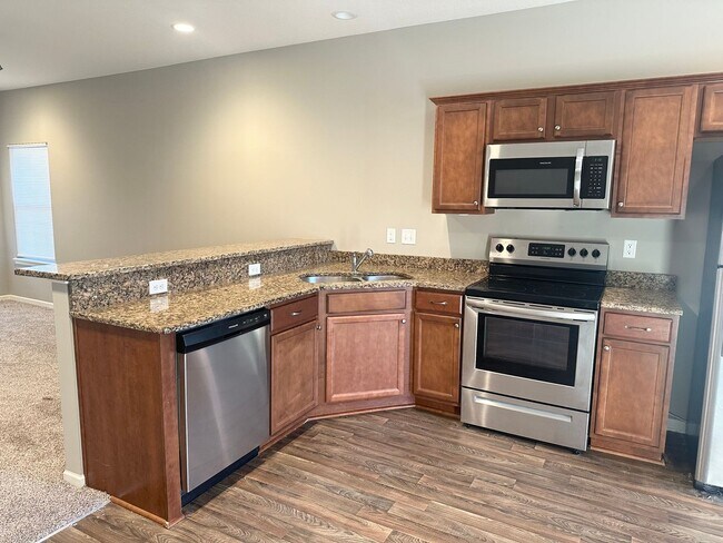 Foto del edificio - 2 Bed 1 Car Attached Villa in Blue Springs