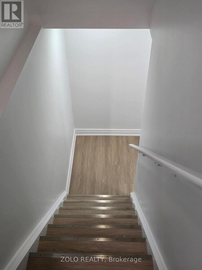 Photo du bâtiment - 1800 William Lott Dr