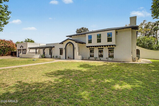 Foto del edificio - 2311 E Colter St