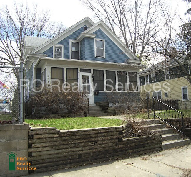 Primary Photo - 4142 Girard Ave N