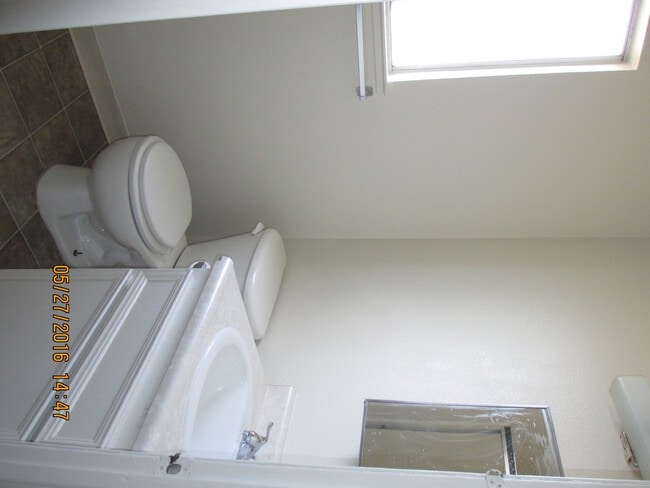 Building Photo - FOU310