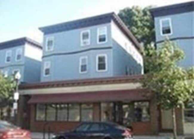 Building Photo - 578 Washington St