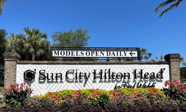 Building Photo - 120 Coburn Dr W