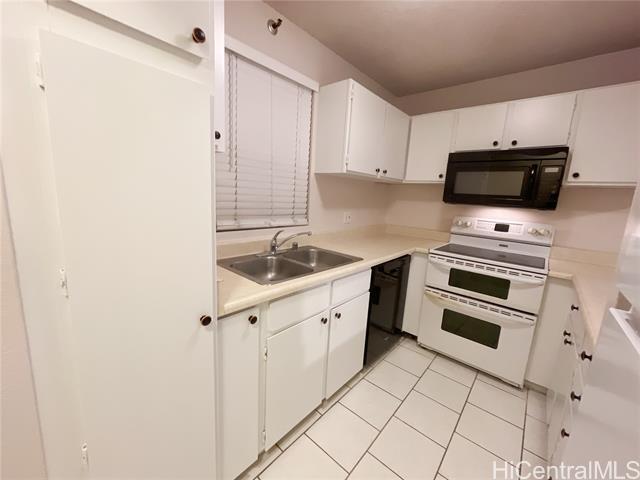 Building Photo - 98-487-487 Koauka Loop