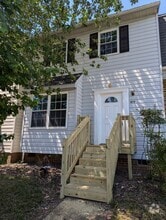 Building Photo - 1615 Skiffes Creek Cir