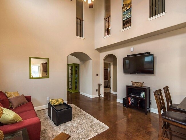 Foto del edificio - 1553 Twin Cove