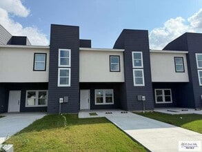 Building Photo - 5160 Alexa Rd