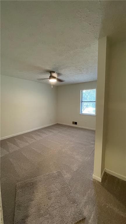 Foto del edificio - 109 Doves Ln