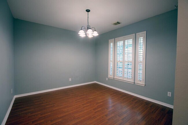 Foto del edificio - 4410 Sherwood Green Ct