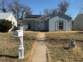 Building Photo - 422 Angelo Blvd