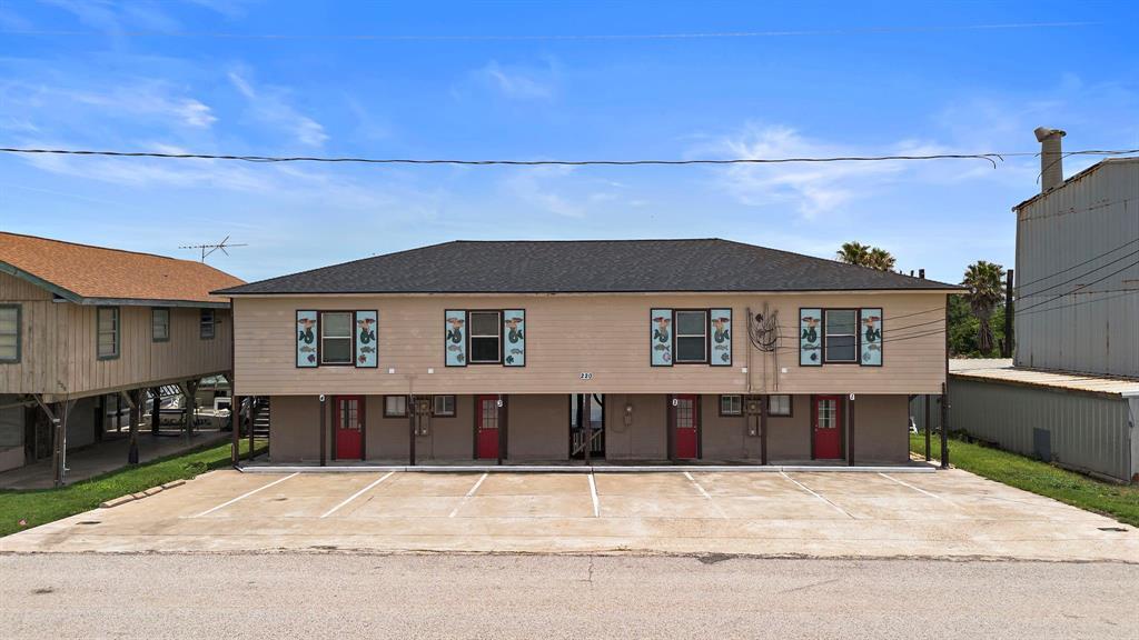 220 Marine Way Unit 2, Freeport, TX 77541 Room for Rent in Freeport, TX