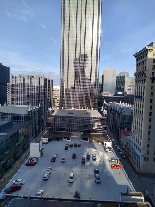 Foto del edificio - 306 4th Ave