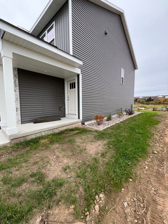 Foto del edificio - 3408 Green Pastures Ln