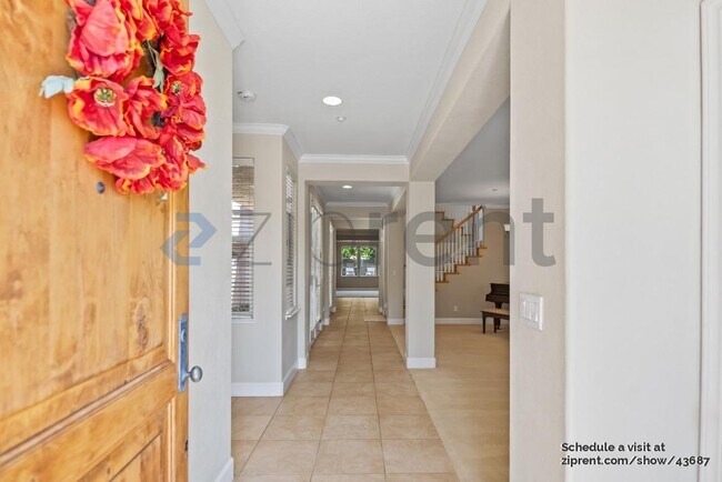 Foto del edificio - 5849 Penwood Ln