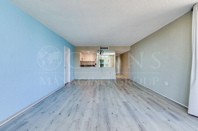 Foto del edificio - Oceanfront 2BR/2BA High-Rise Condo – Dayto...