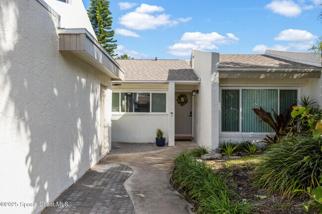 Building Photo - 500 Summerset Ct