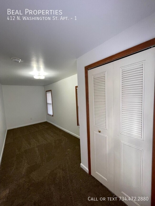 Foto del edificio - 412 N Washington St