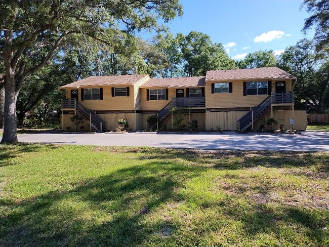Building Photo - 3065 Huron Ave