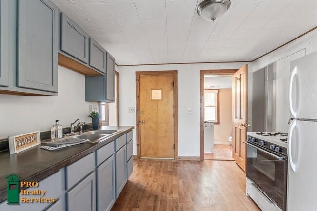 Building Photo - 3 Bedroom Home in Saint Paul