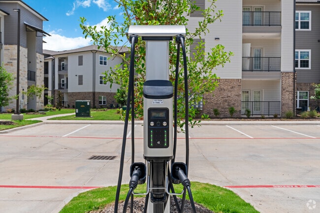 EV Charging - Landmark at NinetyNine