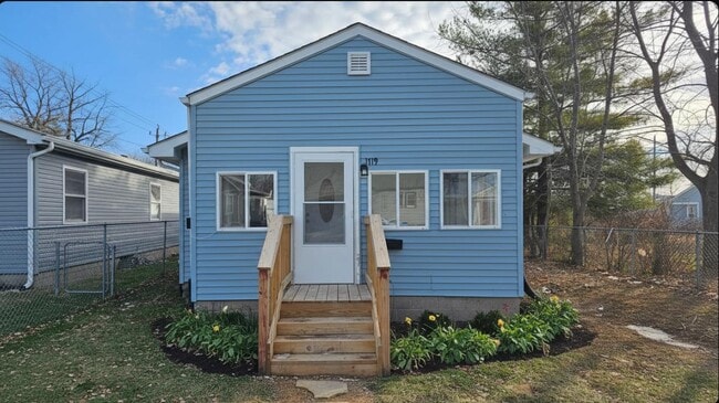 Photo - 1719 Dawson St House