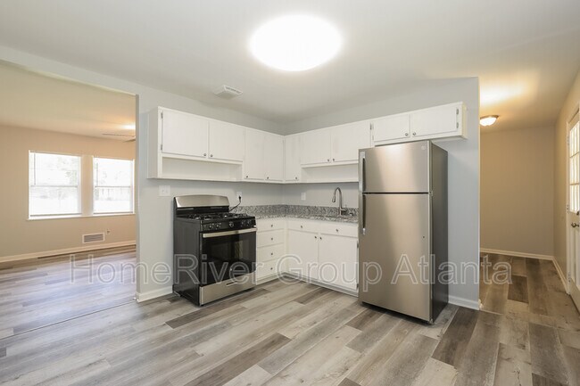 Foto del edificio - 8317 Kendrick Rd