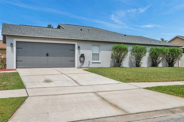 Foto del edificio - 22833 Richardson Ln