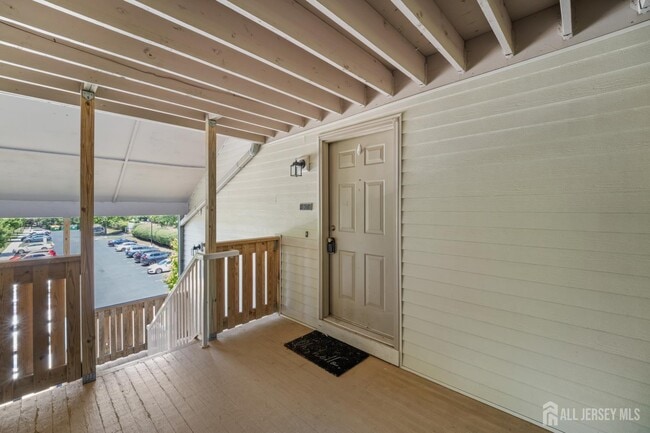 Building Photo - 307 Ravens Crest Dr