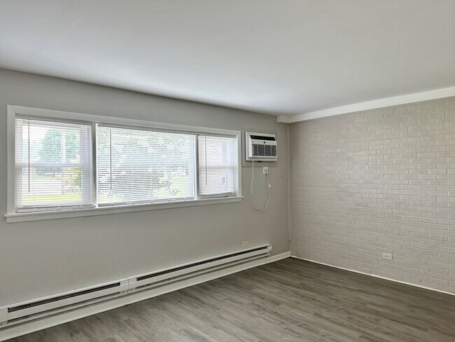 Foto del edificio - 9709 W Lorraine Dr