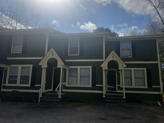 Foto del edificio - Near Prisma Health 2 bed 1.5 bath Townhome