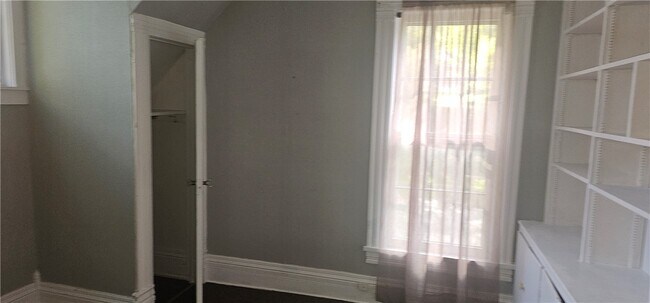 Foto del edificio - 17 E 5th St