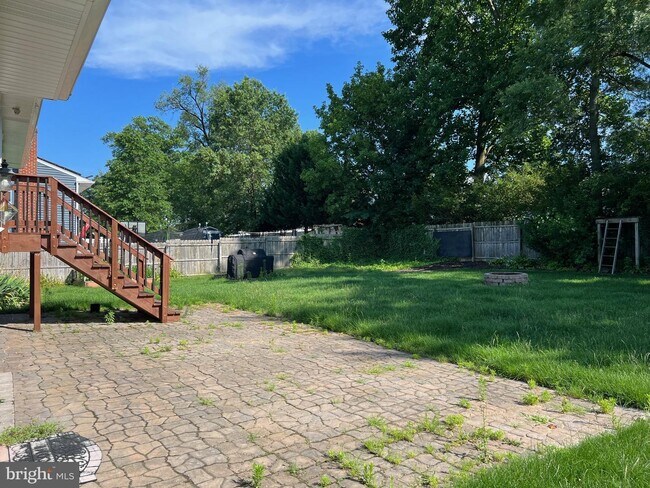 Foto del edificio - 22 Lamp Post Ln