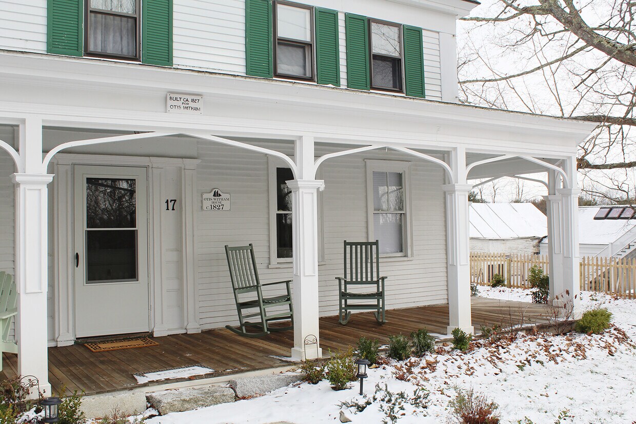 Primary Photo - 17 Pleasant St