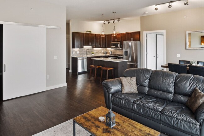 Foto del edificio - Red44 Apartments | Specials Available
