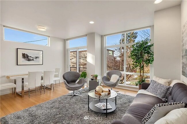 Foto del edificio - 4214 Linden Ave N
