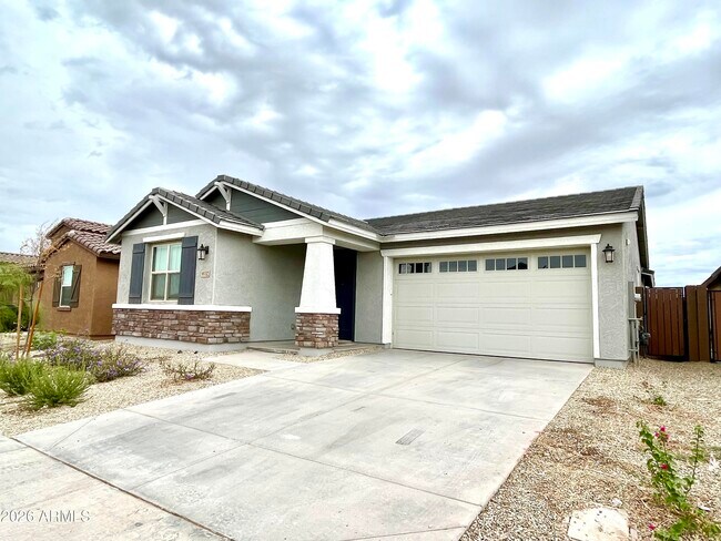 Foto del edificio - 9332 W Encinas Ln