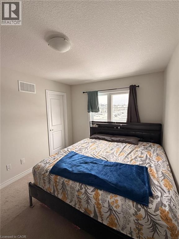 Photo du bâtiment - 11 Genoa Dr