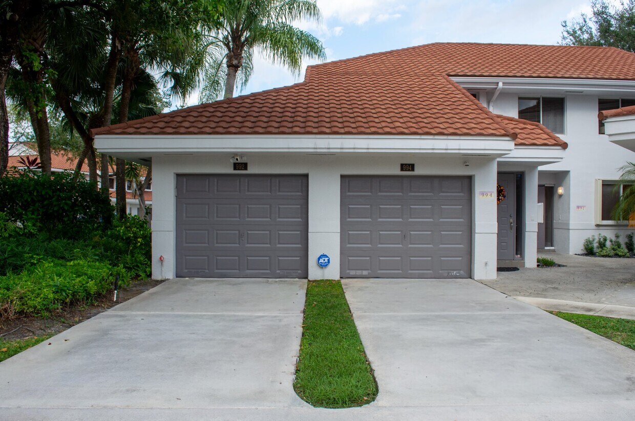 Photo - 992 NW 93rd Ave (Plantation, FL)
