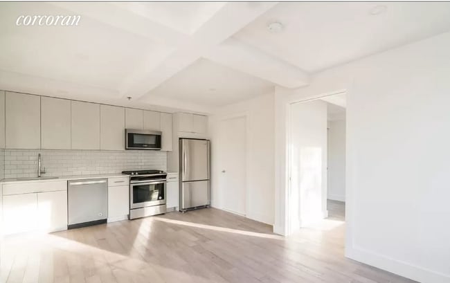 Building Photo - 423 Ocean Pkwy