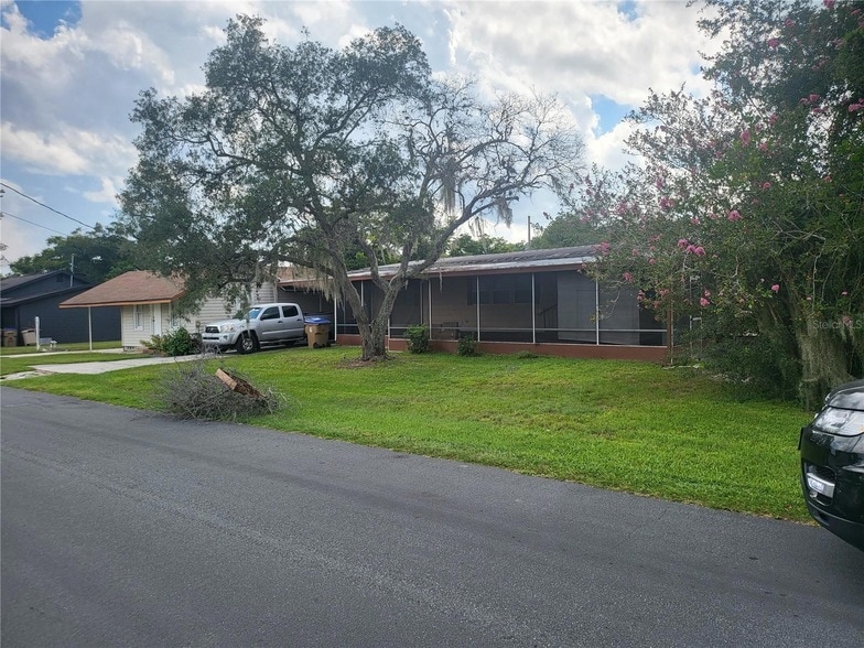 Primary Photo - 1634 Dolphin Dr