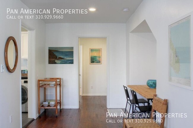 Building Photo - 5136 E Livingston Dr