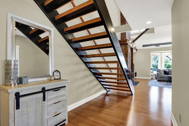 Foto del edificio - 2123 N Delaware St