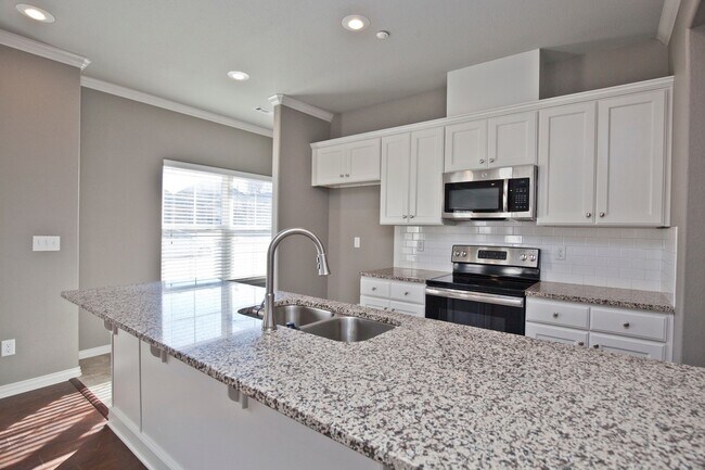 Foto del edificio - 3858 Williams Cove