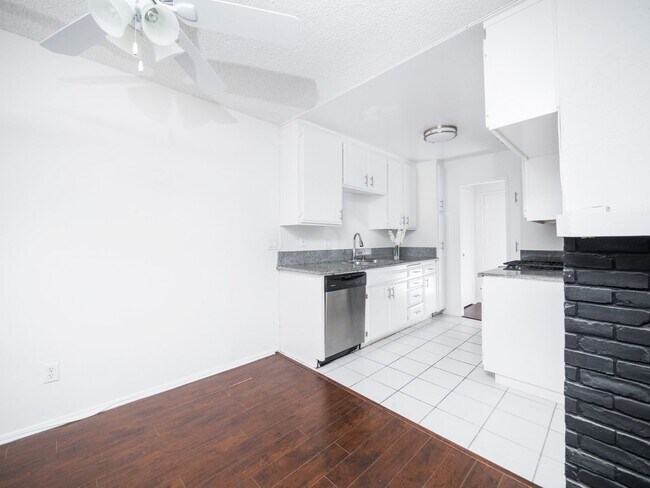 Foto del edificio - 3327 Livonia Ave