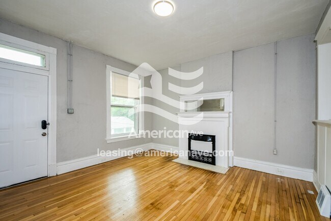 Foto del edificio - 7232 Stanley Ave