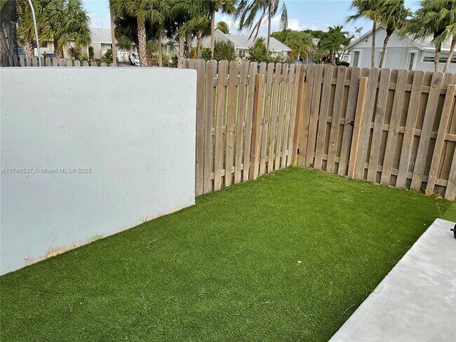 Foto del edificio - 10397 SW 209th Ln