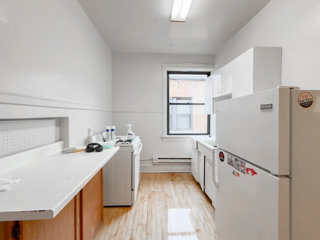 Foto del edificio - 1320 Oak Ave