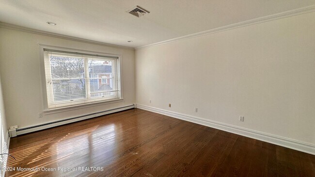 Building Photo - 65 E River Rd